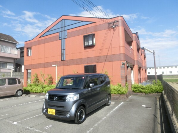 グランドールAの物件外観写真